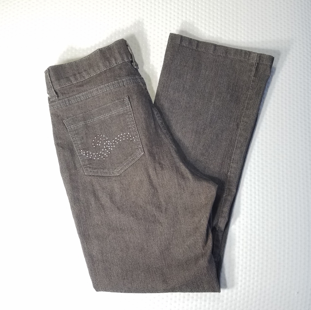 NWOT LEE CLASSIC FIT BROWN JEANS
